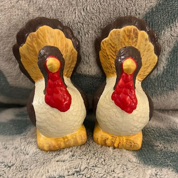 Other - VINTAGE Turkey Salt and Pepper Shakers